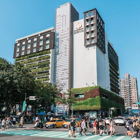Star Hostel Taichung Parklane Exteriör bild