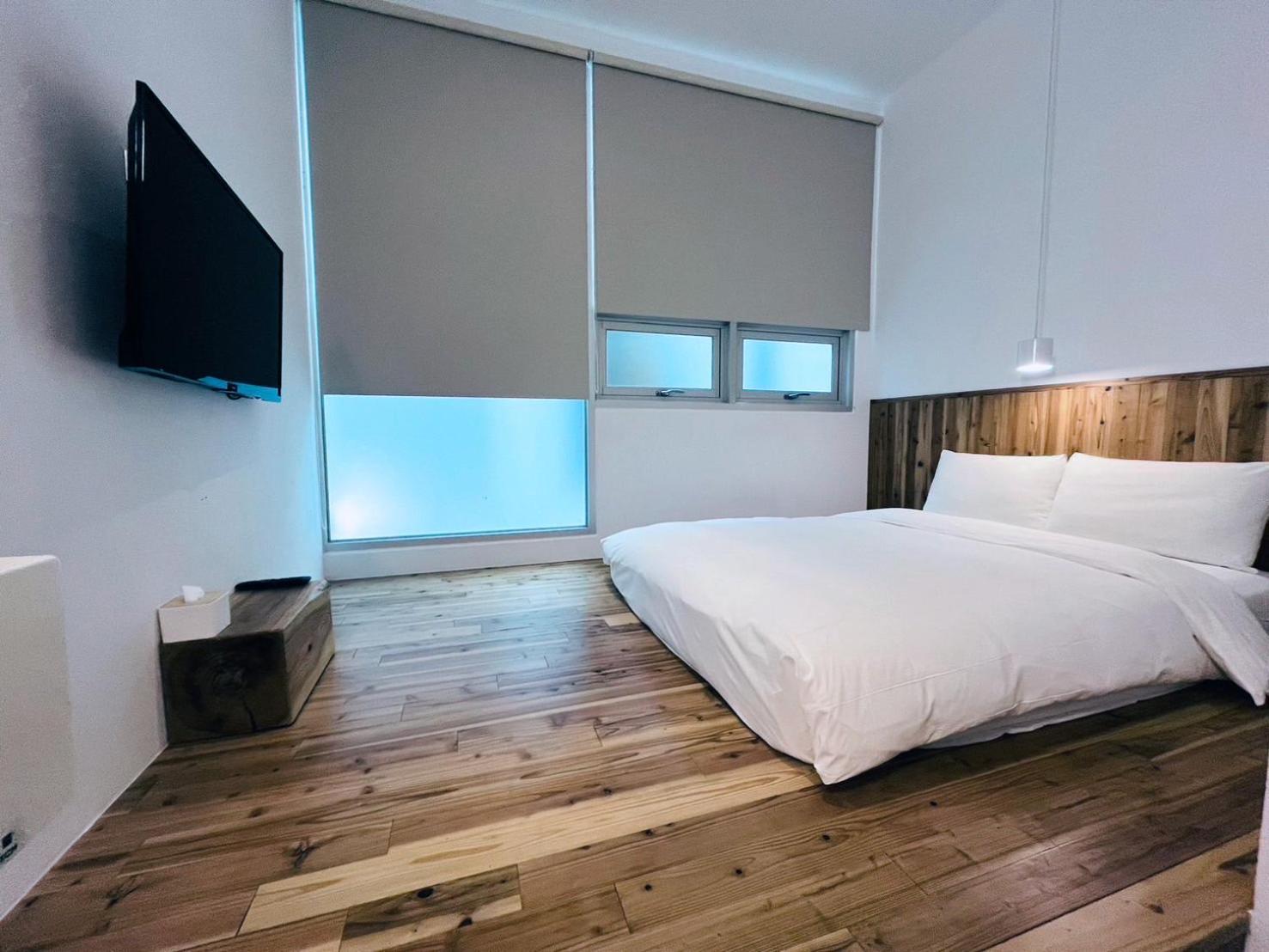 Star Hostel Taichung Parklane Exteriör bild