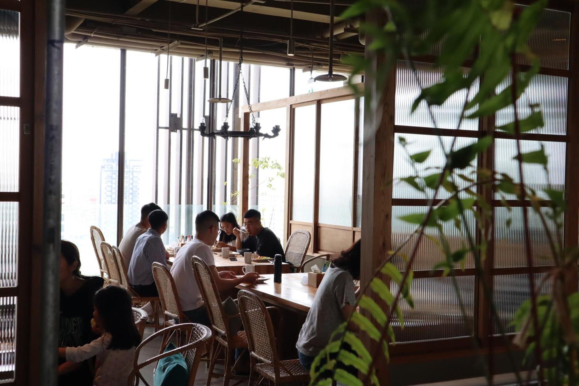 Star Hostel Taichung Parklane Exteriör bild